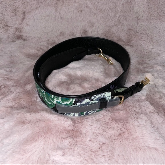 NWT Coach Novelty Strap with Kaffe Fasset Print - Picture 1 of 4
